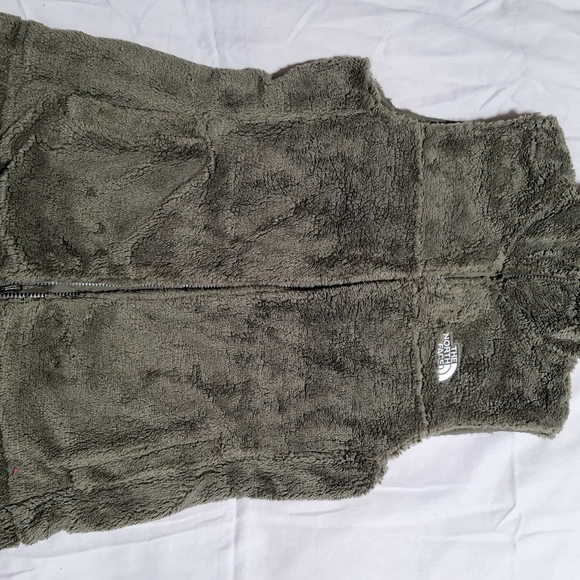 The North Face Mossbud Reversible Insulated Vest - Picture 3 of 5